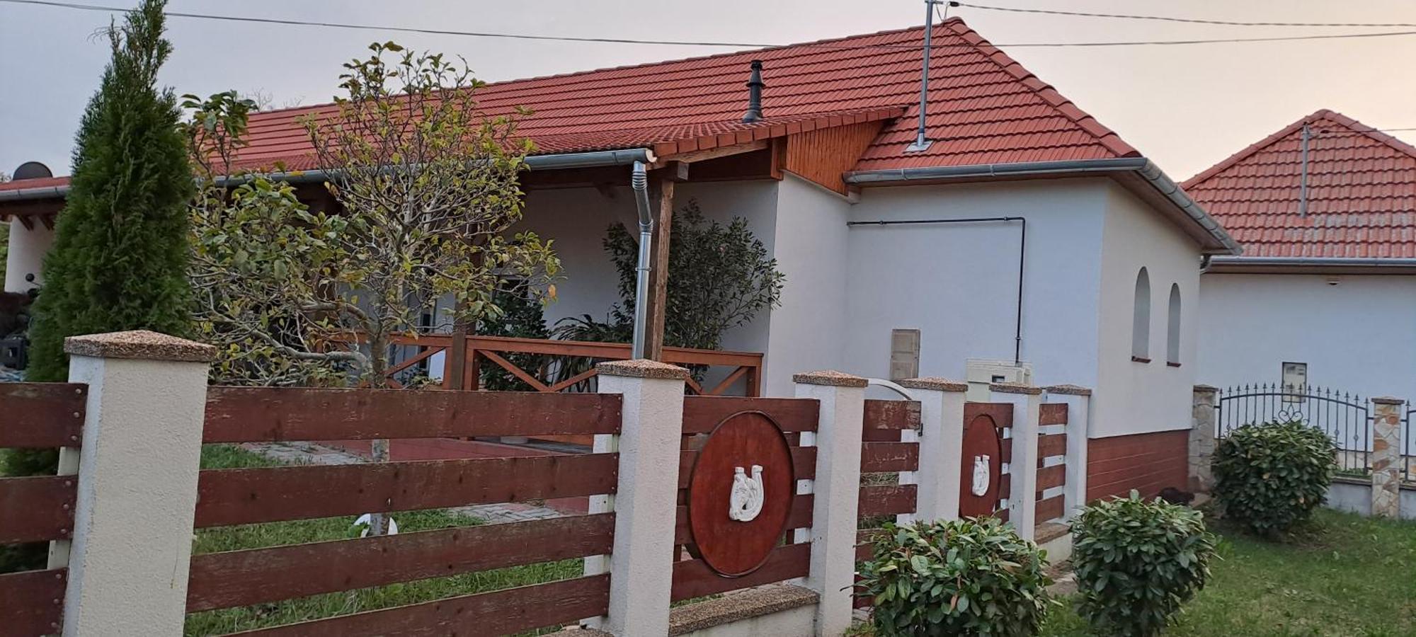 فيلا Manipura Szemenyecsörnye المظهر الخارجي الصورة